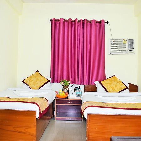 Hotel Vipassana Bodh Gaya Extérieur photo