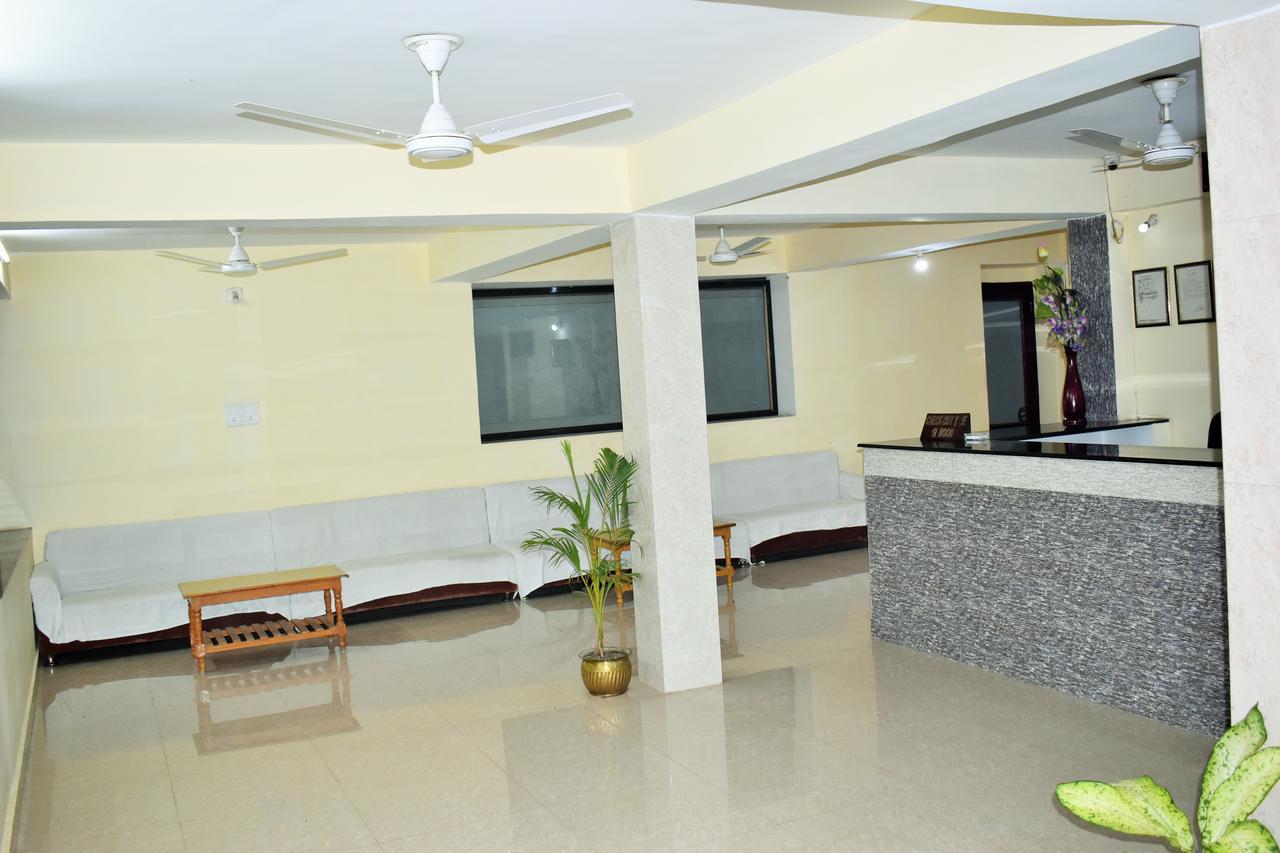 Hotel Vipassana Bodh Gaya Extérieur photo