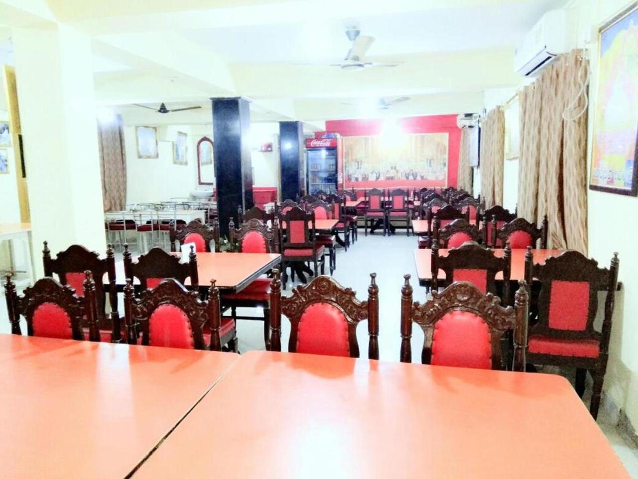 Hotel Vipassana Bodh Gaya Extérieur photo